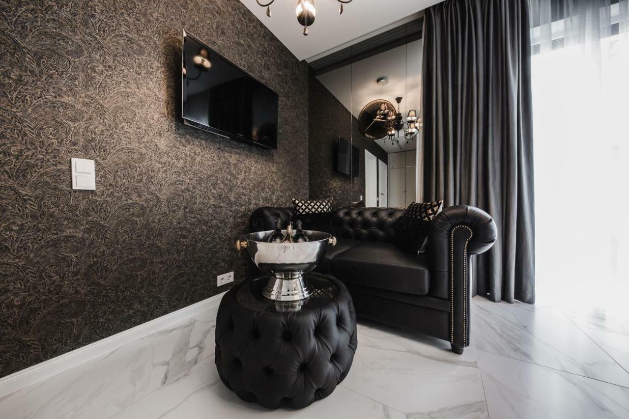 Luxury Suites Kaunas, Self-Check In Exterior photo